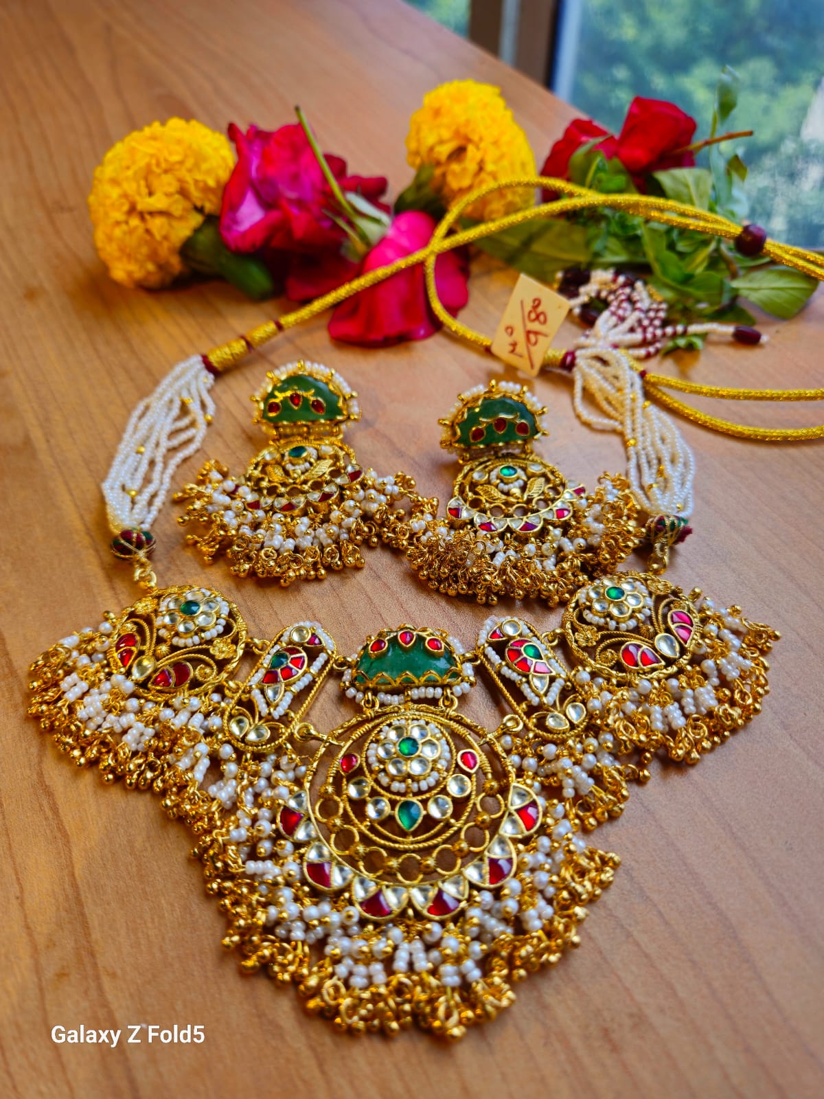 Planning a Destination Wedding? Here’s Why Heritage Kundan Heavy Sets are Trending